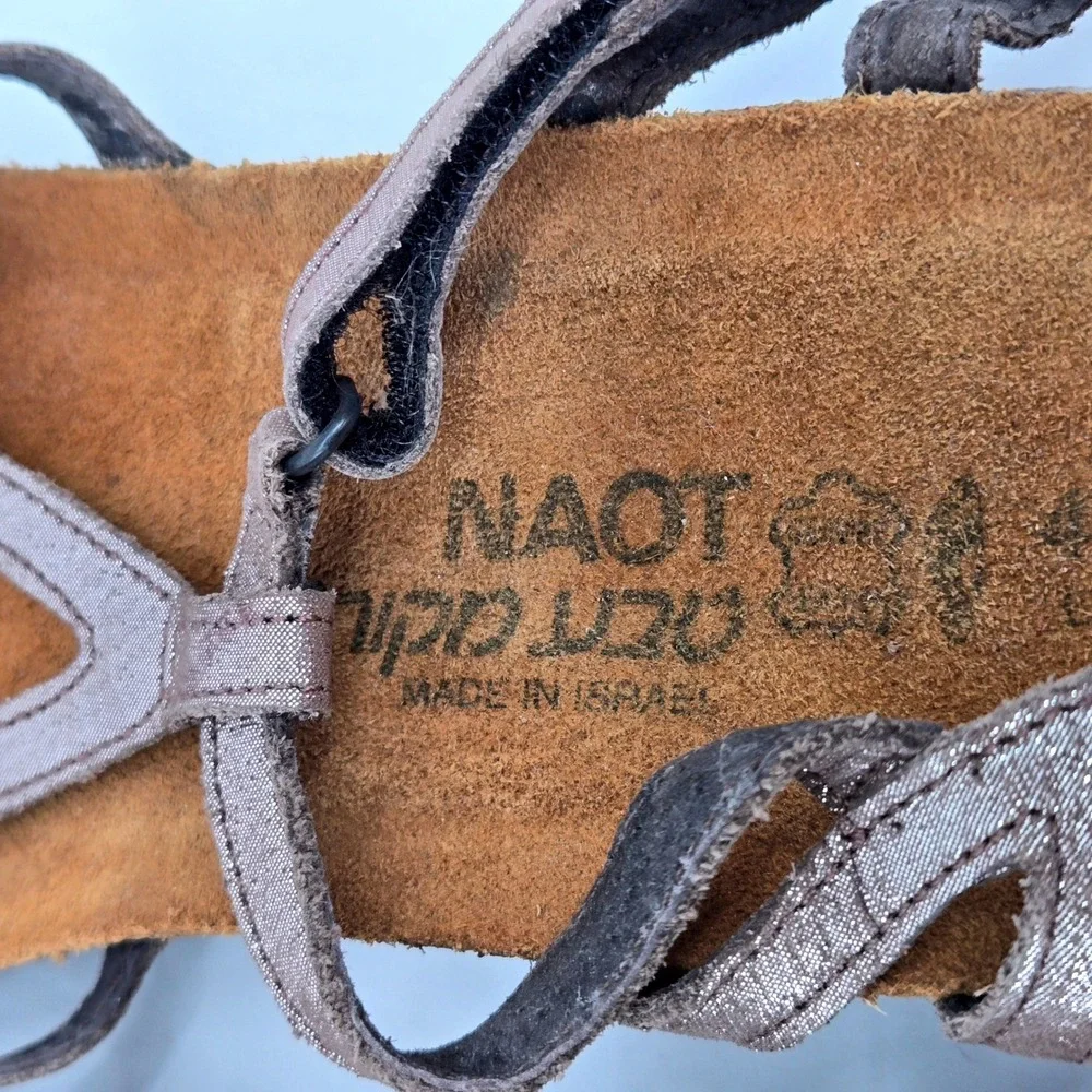 Naot Dorith Strappy Sandal Pewter Metallic Leather Flat Comfort Shoes EU 40 US 9